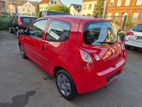 Gebraucht Renault Twingo Expression 75 PS (55 kW) 2012 Hellrot Kleinwagen