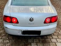 Second-hand VW Phaeton 233 CP (171 kW) 2007 Argintiu Berlinǎ