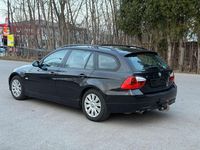 Gebraucht BMW 320 Advantage 150 PS (110 kW) 2006 Schwarz Kombi