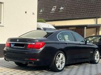 Gebraucht BMW 740 Performance 306 PS (225 kW) 2011 Schwarz Limousine