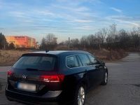 Gebraucht VW Passat 150 PS (110 kW) 2021 Grau Kombi