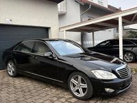 Gebraucht Mercedes S500 387 PS (284 kW) 2007 Schwarz Limousine