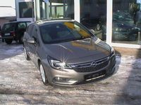 Gebraucht Opel Astra Dynamic 125 PS (91 kW) 2016 Beige metallic Limousine