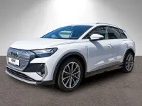 Gebraucht Audi Q4 e-tron S-Line 194 kW (265 PS) 2023 Gletscherweiß metallic SUV