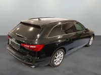 Gebraucht Audi A4 Basis 150 PS (110 kW) 2022 Mythosschwarz metallic Kombi