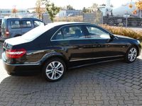 Gebraucht Mercedes E350 Avantgarde 265 PS (194 kW) 2011 Schwarz Limousine