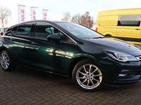 Gebraucht Opel Astra Dynamic 136 PS (100 kW) 2016 Grün Limousine