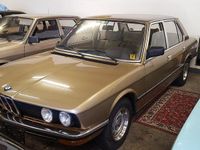 Gebraucht BMW 518 90 PS (66 kW) 1980 Gold Limousine