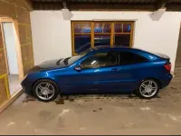 Gebraucht Mercedes C320 218 PS (160 kW) 2003 Blau Coupé