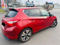 Gebraucht Nissan Pulsar 116 PS (85 kW) 2016 Rot Kleinwagen