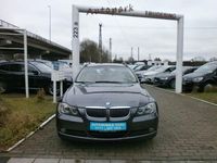 Gebraucht BMW 325 Sport Line 218 PS (160 kW) 2007 Grau Kombi