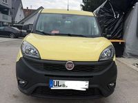 Gebraucht Fiat Doblò 101 PS (74 kW) 2021 Gelb Van / Kleinbus