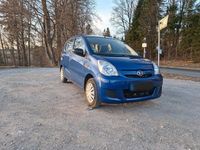 Gebraucht Daihatsu Cuore 69 PS (50 kW) 2008 Blau Kleinwagen