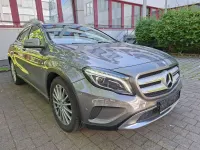 Gebraucht Mercedes GLA250 211 PS (155 kW) 2015 Mountaingrau  met. SUV