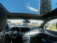 Gebraucht Mercedes E220 2023 Beige Kombi