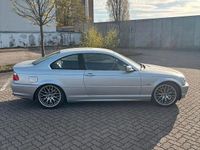 Gebraucht BMW 330 231 PS (169 kW) 2001 Silber Coupé