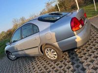 Gebraucht Mitsubishi Carisma 116 PS (85 kW) 1997 Silber Limousine