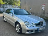 Gebraucht Mercedes E220 170 PS (125 kW) 2007 Silber Limousine