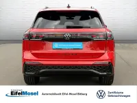 Gebraucht VW Tiguan R-line 193 PS (141 kW) 2025 Rot SUV