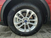 Gebraucht Ford Kuga Titanium 152 PS (111 kW) 2021 Rot SUV