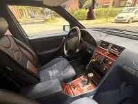 Gebraucht Mercedes C180 Classic 122 PS (89 kW) 1998 Blau Limousine