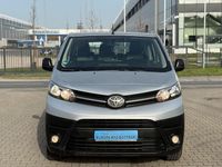 Gebraucht Toyota Proace Comfort 116 PS (85 kW) 2017 Silber Van / Kleinbus