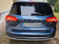 Gebraucht Ford Focus Active X 155 PS (114 kW) 2021 Blau Kombi
