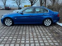 Gebraucht BMW 325 218 PS (160 kW) 2007 Blau Limousine