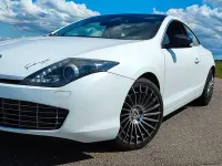 Gebraucht Renault Laguna III 173 PS (127 kW) 2012 Weiß Coupé