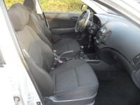 Gebraucht Hyundai i30 Edition 109 PS (80 kW) 2010 Silber Limousine