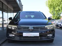 Gebraucht VW Passat Sound 200 PS (147 kW) 2023 Deep black perleffekt Kombi