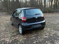 Second-hand VW Fox 54 CP (39 kW) 2004 Negru Hatchback