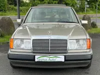 Gebraucht Mercedes 200 118 PS (86 kW) 1991 Beige Limousine
