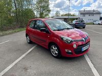 Second-hand Renault Twingo 75 CP (55 kW) 2014 Roșu Hatchback