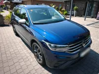 Gebraucht VW Tiguan Allspace Life 150 PS (110 kW) 2024 Blau SUV
