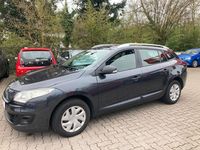 Gebraucht Renault Mégane III 101 PS (74 kW) 2012 Blau Kombi