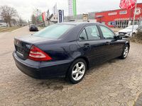 Gebraucht Mercedes C220 150 PS (110 kW) 2005 Blau Limousine