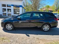 Second-hand Opel Astra Edition 110 CP (80 kW) 2017 Negru Break