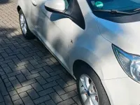 Gebraucht Ford Ka 69 PS (50 kW) 2013 Weiß Kleinwagen