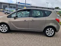 Gebraucht Opel Meriva 101 PS (74 kW) 2010 Braun Van / Kleinbus