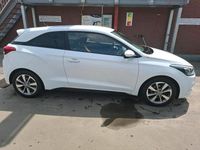 Gebraucht Hyundai i20 90 PS (66 kW) 2015 Weiß Coupé
