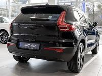 Neu Volvo XC40 Plus 163 PS (119 kW) 2026 Schwarz SUV