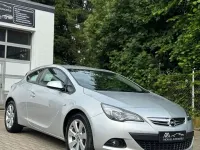Gebraucht Opel Astra GTC Innovation 120 PS (88 kW) 2012 Silber Coupé