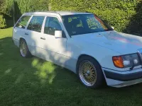 Gebraucht Mercedes E230 132 PS (97 kW) 1989 Weiß Kombi