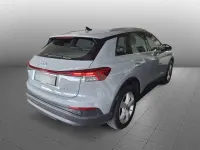 Gebraucht Audi Q4 e-tron Basis 150 kW (204 PS) 2023 Kieselgrau SUV