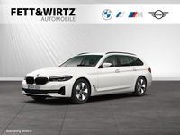 Gebraucht BMW 520 Efficient Dynamics 190 PS (139 kW) 2022 Mineralweiß metallic Kombi