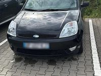 Gebraucht Ford Fiesta 68 PS (50 kW) 2004 Schwarz Kleinwagen
