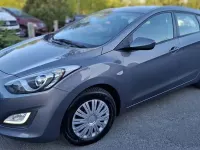 Gebraucht Hyundai i30 Style 135 PS (99 kW) 2015 Grau Kombi