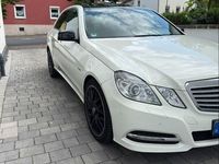 Gebraucht Mercedes E200 Avantgarde 184 PS (135 kW) 2011 Weiß Limousine
