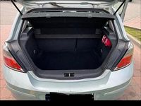 Second-hand Opel Astra 90 CP (66 kW) 2006 Gri Hatchback